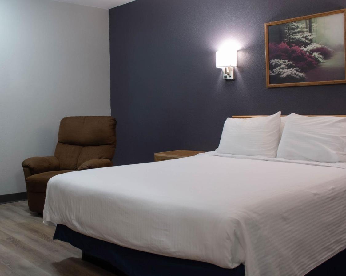 New Victorian & Suites-norfolk Hotel